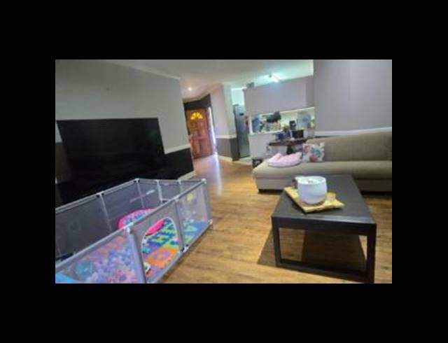 3 bed property to rent in BAYSVALLEY